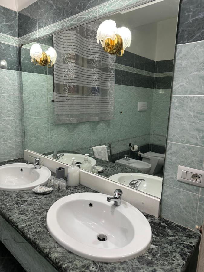 カタンザーロ A Due Passi Dal Mare Bed & Breakfast エクステリア 写真