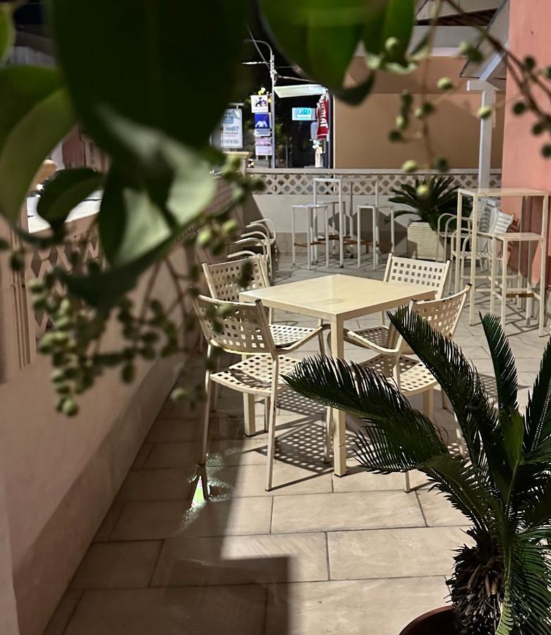 カタンザーロ A Due Passi Dal Mare Bed & Breakfast エクステリア 写真